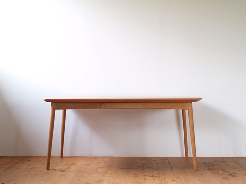 ダイニングテーブル画像